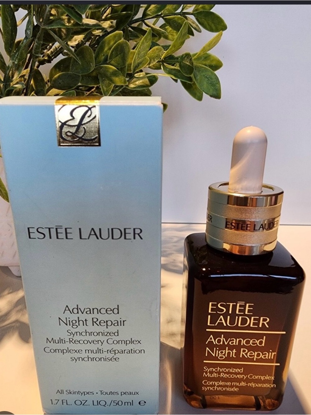 Estee Lauder Advanced Night Repair Serum - Brown & Gold